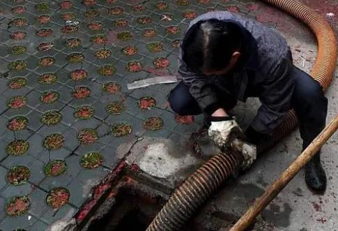 保定清苑高压清洗管道公司分享下为什么要高压清洗板换